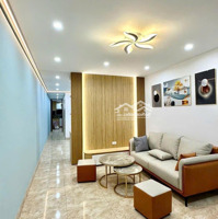 Ngon Bổ Rẻ! Tập Thể Láng Hạ, Đống Đa, Tầng 1, 2 Thoáng, Sổ To 60M2 2 Phòng Ngủnhà Đẹp Chỉ 3,79 Tỷ