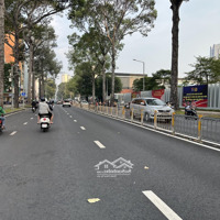 Nhà 2 Lầumặt Tiềntrần Hưng Đạo Q1, Dt:15X30M (450M2) Giá Bán 135Tỷ, Hđt 350 Triệu/Tháng