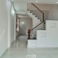Cho Thuê Nhà Mới Căn Góc 2 Mặt Tiền - Hẻm Xe Hơi Thông Hai Đầu - Giá 7 Triệu/Tháng