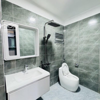 Mặt Phố Trần Quốc Hoàn(Gần Phạm Văn Đồng), Lô Góc 50M/72M Tầng 2, 8Tầng Mặt Tiền 4,5M, 32Tỷ