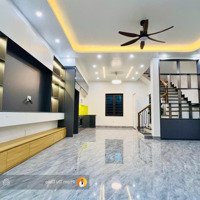 Siêu Phẩm Căn 3 Tầng Độc Lập , Móng Cọc Bê Tông, Khung Cột, Tường Xây 20 Tại Đặng Cương