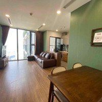 Căn Hộ 2 Phòng Ngủ Full Nội Thất Đẹp Dọn Vào Trong Tháng 3