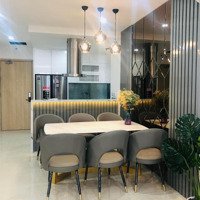 Chủ Bán Gấp Căn Hộ Chung Cư Gold View Quận 4. Diện Tích: . 117M2. 3 Phòng Ngủ 2 Vệ Sinhgiá Bán. 6,5 Tỷ, Lh - 0932 874 796