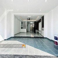 Bán Nhà Độc Lập 3 Tầng Có Gara Để Xe Ô Tô Nhỏ. Gần Chợ Minh Kha Giá Chỉ 1,88 Tỷ Tại Đặng Cương