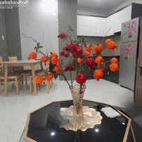 Bên Cạnh Chợ Đêm Sông Hàn, Mặt Tiền Nhà 2 Tầng Phùng Khắc Hoan, Sơn Tràdiện Tích80M2 Chỉ 6.8 Tỷ.
