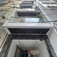 Bán Nhà Nguyễn Văn Cừ - Long Biên Nhà Đẹp 6 Tầng, Thang Máy, Lô Góc 2 Mặt Thoáng