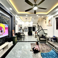 Nhà Đẹp Full Nội Thất Phố Hồ Sen, Mặt Tiền Rộng 4.7M Vuông Đét, Ngõ Nông Rộng Rãi, Oto Đỗ Gần Nhà