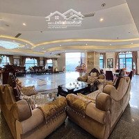 Cơ Hội Đầu Tư Độc Quyền: Tòa Nhà Khách Sạn 4 Sao Hạng Sang Tại Trung Tâm Quận Cầu Giấy
