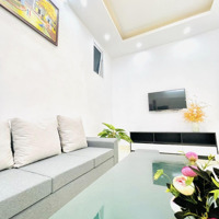 Chỉ 5.X Tỷ -Trần Khát Chân - 33M2 - 4 Tầng -3 Ngủ-Hbt-0985826871