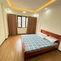 Bán nhà Cổ Linh Trung tâm quận Long Biên 5 tầng 30m2 mặt tiền 3.7m chỉ hơn 6 tỷ ngõ ô tô
