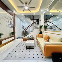 Vũ Tông Phan - Thanh Xuân. Giá Bán 3,3 Tỷ - Diện Tích 33M, 3 Phòng Ngủ,Mặt Tiền 3,5M - Ôtô Đỗ Cách