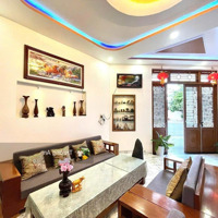 Cần Bán Nhà 4 Tầng Góc 2 Mặt Tiền Vcn Phước Long 2 Nha Trang. Đường Rộng 20M Kinh Doanh