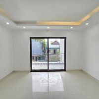 Bán Nhà Tam Hiệp Xây Mới 5 Tầng - Gia Chủ Đổi Trường Học Cho Con Cần Bán .