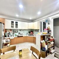 Cần vốn kinh doanh, bán nhanh nhà MT Ba Vân, P14, Tân Bình. Giá chỉ còn 3tỷ5/căn 61.5m2. Sổ riêng.