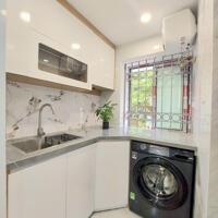Bán căn góc 2 thoáng C2 Quỳnh Mai 65m2, 2 ngủ, full đồ mới đẹp sổ đỏ, 3.7 tỷ