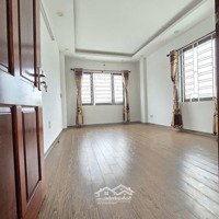 Bán Gấp Nhà Thạch Bàn Ô Tô Lô Gócdiện Tích31M Mt4.6 5 Tầng Giá Bán 5.5 Tỷ