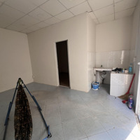 Mặt Bằng Kinh Doanh Mặt Tiền Đỗ Xuân Hợp 5.5X25 Thông Suốt Gần Chợ Phước Long B