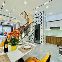 Chính Chủ Bán Nhà Nguyễn Công Trứ, P. Nguyễn Thái Bình Q1.Diện Tích68M2 Giá Bán 3Tỷ250. Đang Cho Thuê 30 Triệu