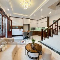 Bán Nhà Việt Hưng - Lô Góc Siêu Thoáng Đón Lộc - Full Nội Thất - Mặt Tiền Rộng - Thông Số Đẹp