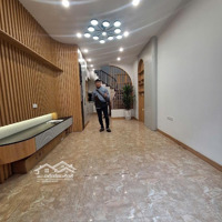 +Hót. ( Quá Hạt Giẻ) Có 1.0.2 Nhà Ở Định Công Ô Tô Tránh - Diện Tích: 35M 5Tầng 4 Ngủ. Giá Bán 8.1Tỷ