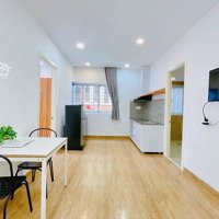 Cho Thuê 2 Phòng Ngủ Phú Nhuận Ban Công Siêu Rộng 45M2
