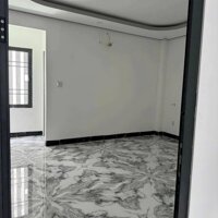 CHO THUÊ NHÀ 3 LẦU TRỤC CHÍNH LỘ 30m KDC HỒNG LOAN CẦN THƠ