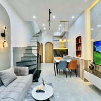 Nhà Đẹp- Ngay City Garden Ngô Tất Tố- Trệt - 1 Lầu- 3 Phòng Ngủfull Nội Thất Cao Cấp