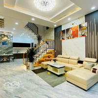 Qua Tết Chú Hiếu Định Cư Pháp Cần Bán Nhà Cao Đạt, Phường 1, Quận 5. Giá Bán 4.05Tỷ/67,6M2 (5,2M X 13M)