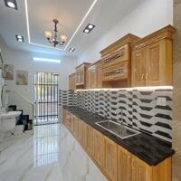 Nhà lầu xây mới 2 mặt tiền, gần Chợ Tầm Vu và Vincom Xuân Khánh