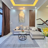 Bán Nhà 2 Mặt Kiệt Ô Tô Tôn Đản, Full Công Năng 3 Phòng Ngủ Nội Thất Cao Cấp