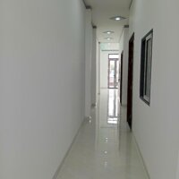 Nhà mới xây 2 lầu 1 trệt 1 tum đường nhựa 8m 4.7 tỷ/93m2