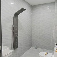Nhà mới xây 2 lầu 1 trệt 1 tum đường nhựa 8m 4.7 tỷ/93m2