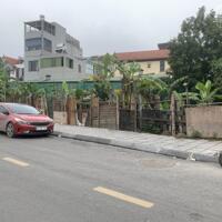 Bán lô đất 215m2 mặt đường chân đê Phúc Lợi, được xây full đất, có thể làm trụ sở công ty