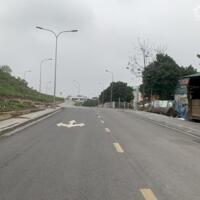 Bán lô đất 215m2 mặt đường chân đê Phúc Lợi, được xây full đất, có thể làm trụ sở công ty