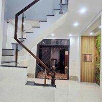 Nhà cực đẹp và sang trọng đúc bê tông cốt thép đặng thúc vịnh