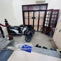 Bán Nhà Dân Xây 46M, 5 Tầng Đường Trường Chinh - 1 Nhà Ra Phố - 6 Ngủ Khép Kín - Điểm 10 Vị Trí.