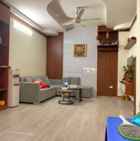 Bán Căn Chung Cư , Lô Góc Việt Hưng Long Biên , 75M2 , Giá Hơn 3 Tỷ