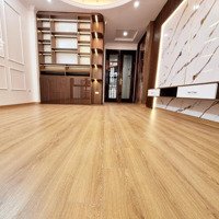 Nhà Mặt Phố Giáp Bát Kinh Doanh Sầm Uất 7 Tầng Thang Máy 51M2 Bán Gấp