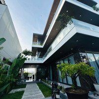 Cho Thuê Villa Ngay Sông Hàn, View Ngắm Pháo Hoa Tuyệt Vời Giá: 48 Triệu/Tháng