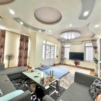 Bán Nhà Phố Lê Lợi - Vị Trí Đắc Địa.