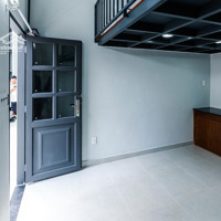 Căn Phòng Hoàn Hảo Cho Bạn Chỉ Cách Quận 1 Vài Phút!