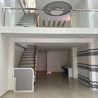 Bán Gấp Nhà Mặt Phố Tại Núi Thành, 8,6 Tỷ, 63M2, Hải Châu, Đà Nẵng