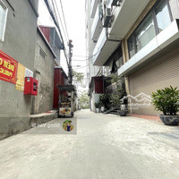 Bán Gấp Nhà Phạm Văn Đồng _ Hàng Xóm Ciputra _ Ô Tô Đỗ Cửa _ Cách Phô Đúng 10 Mét _ 45M2 Nhỉnh 9Ty