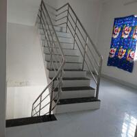 Cho thuê nhà 2 mặt tiền đường Hà Hoàng Hổ, P. Đông Xuyên, TP. Long Xuyên