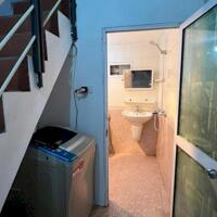 Cho thuê nhà Phố Hoàng Mai (gần chợ Hoàng Mai) 3 tầng x 40m2, 3 ngủ, chỉ 8.5 triệu/tháng