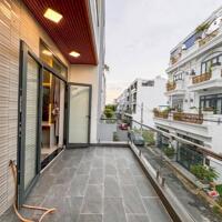 Chính chủ bán nhà đang ở tại Âu Dương Lân, Quận 8.Giá 4,6 tỷ/ DT 47,6m2. 1 trệt 3 lầu. Đường 6m