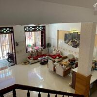 Bán nhà đẹp gần biển Phường Vạn Thắng Nha Trang