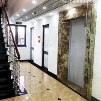 cho thuê các tầng 1 - 2 hoặc cả toàn nhà 8 tầng mặt phố Chùa Bộc, Hà Nội