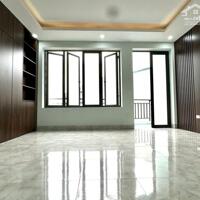 Bán nhà Trường Lâm,Đức Giang 5 tầng,65m,mt4.8m oto vào nhà nhỉnh 11 tỷ