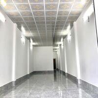 Cho thuê nhà mặt phố Trần Duy Hưng, hè rộng ô tô đỗ ngày đêm DT: 75m2 x 4T giá cạnh tranh